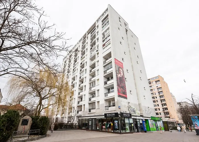 Ratusz Arsenal Modern City Apartment